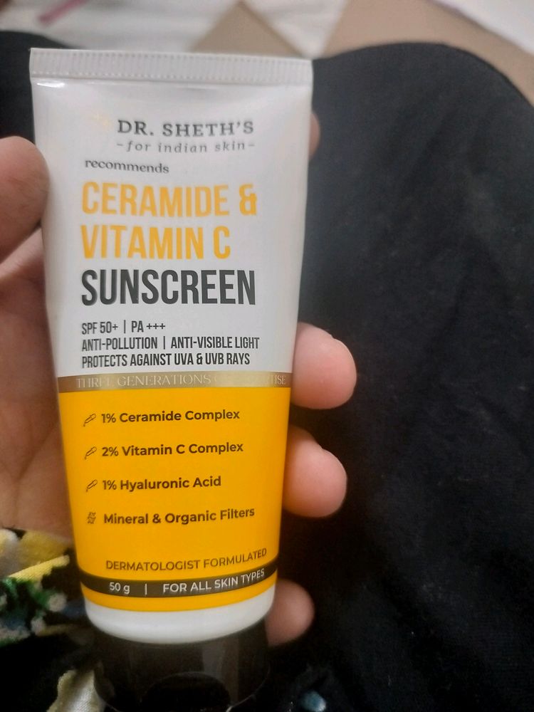 Ceramides And Vitamin C Sunscreen