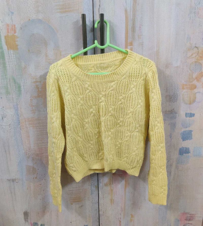 Crop Yellow 💛 Sweater