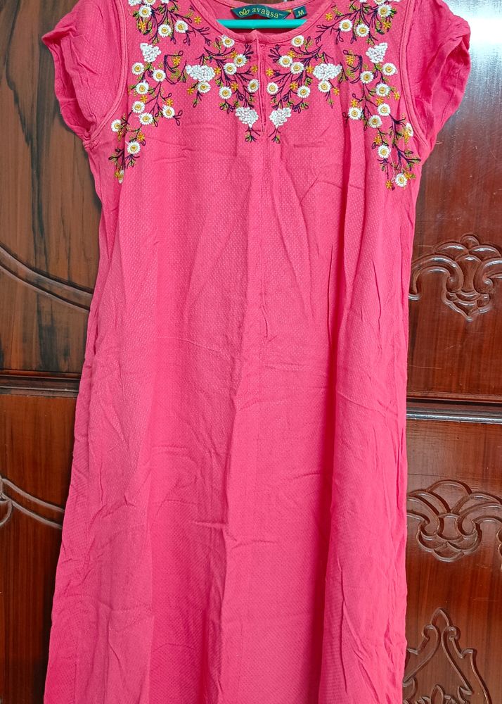 Avaasa Kurthi