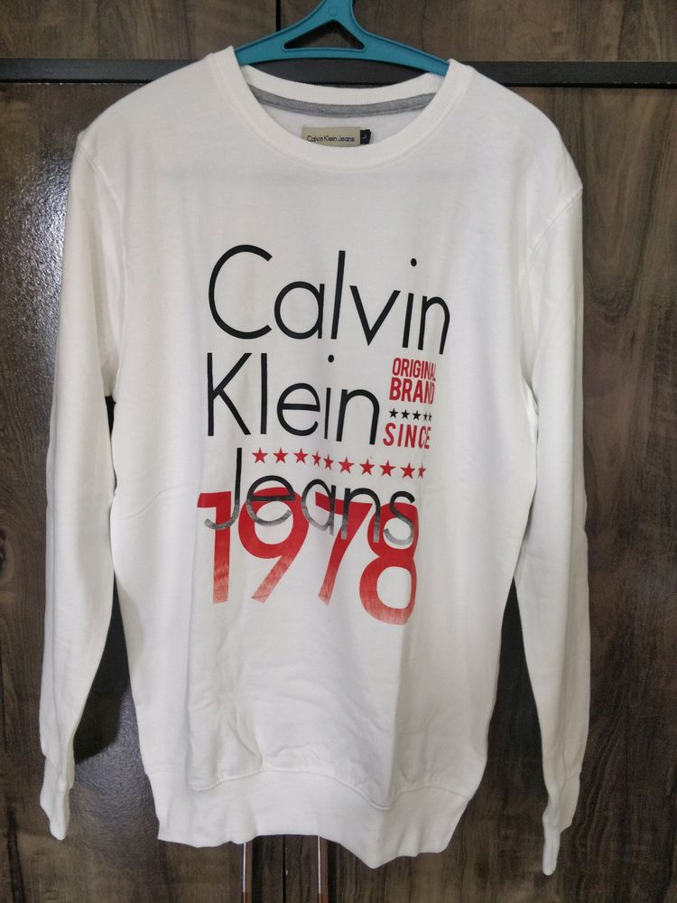 Calvin Klein Tshirt