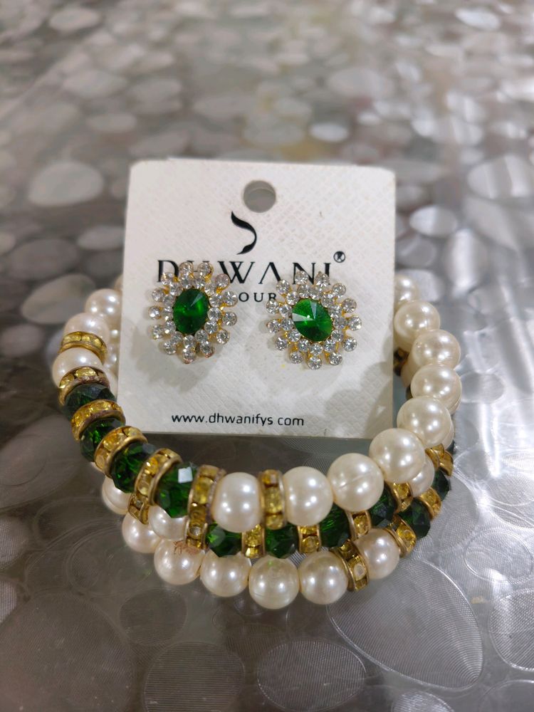 Green Earrings And Stretchable Kangan Set