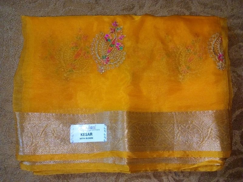 Organza Saree 💛