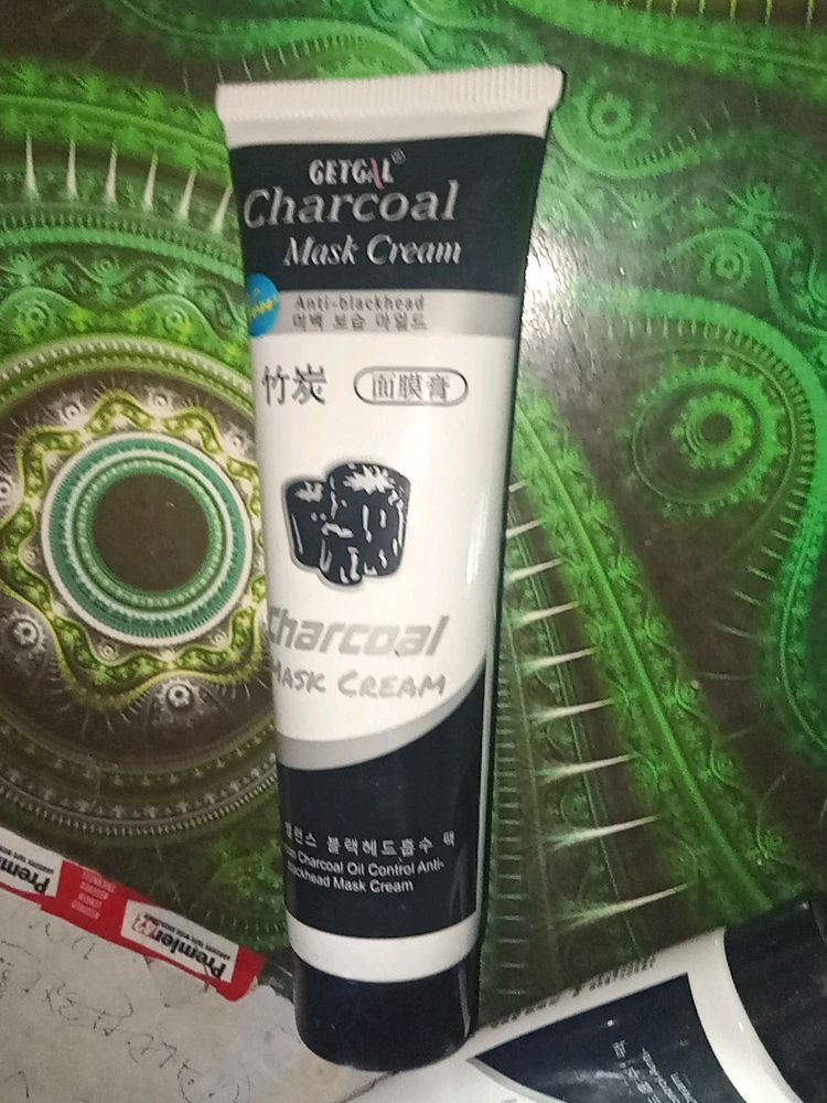 Charcoal Peel Mask.3