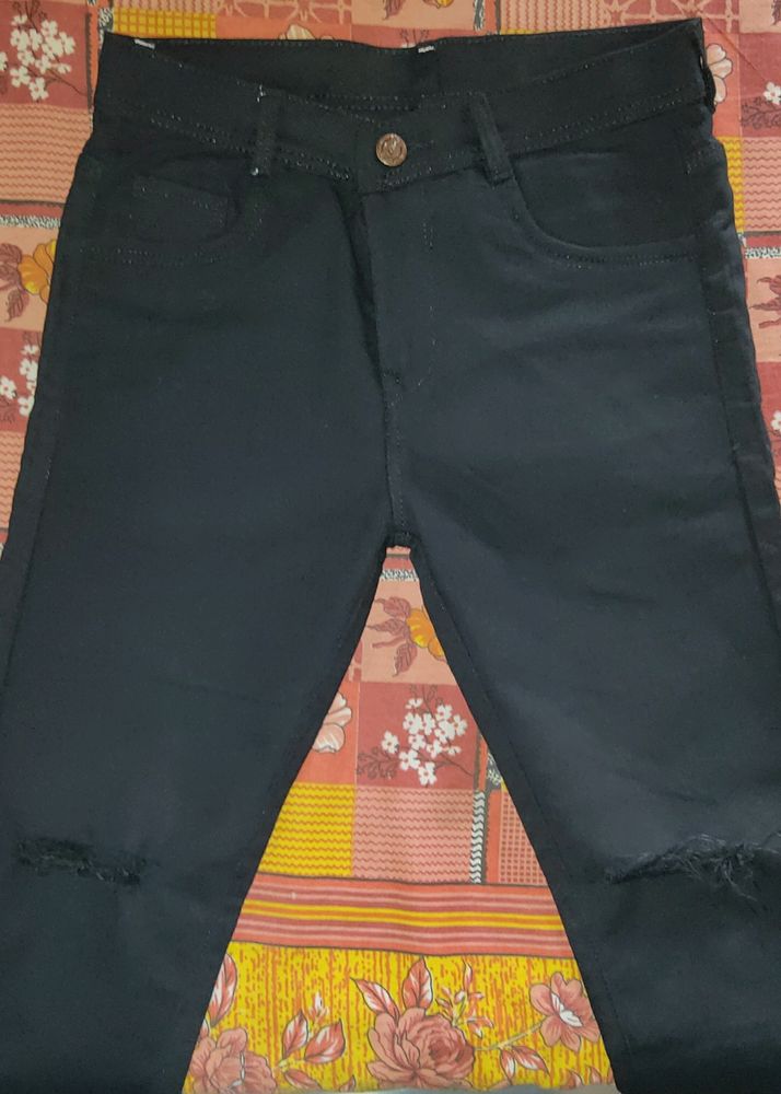 30/- OFF Delivery 🥳Denim Slim Jeans