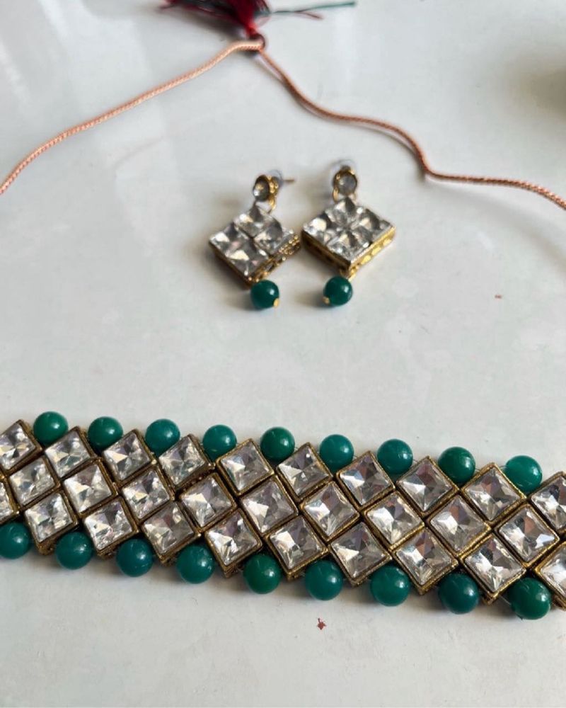 Green Necklace Set