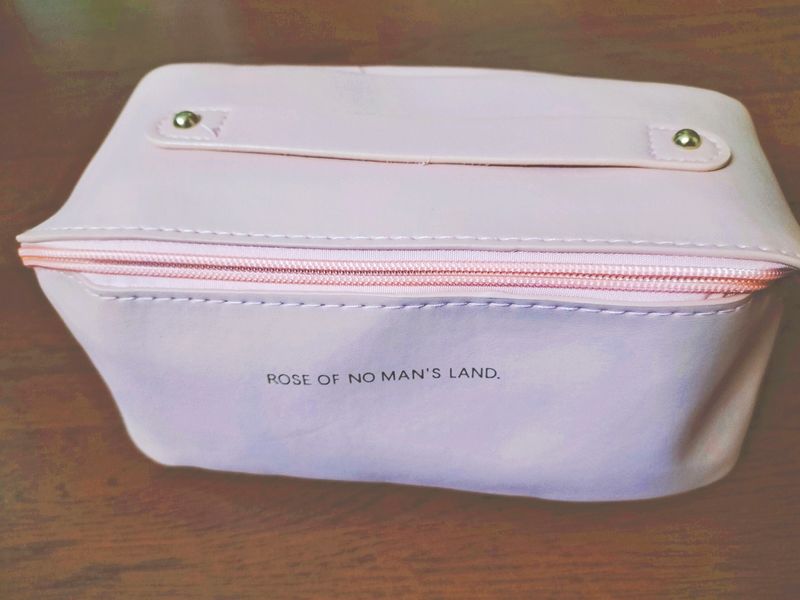 Cosmetic Bag /Travel Bag New But Not Hving Tag