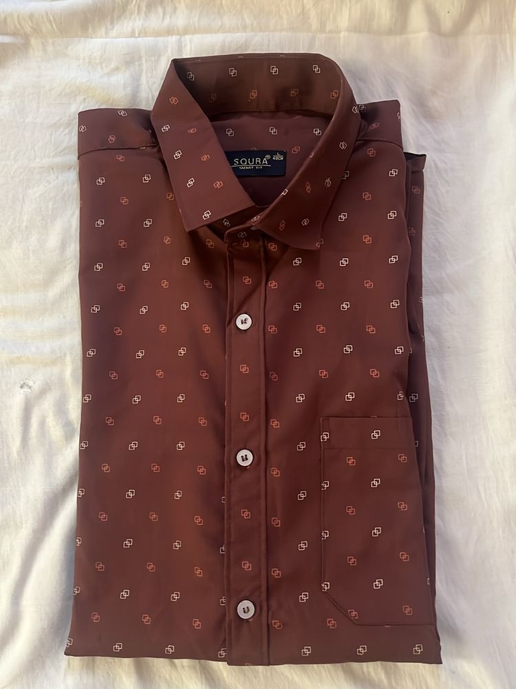 Shirt Brown With Design Size L 40