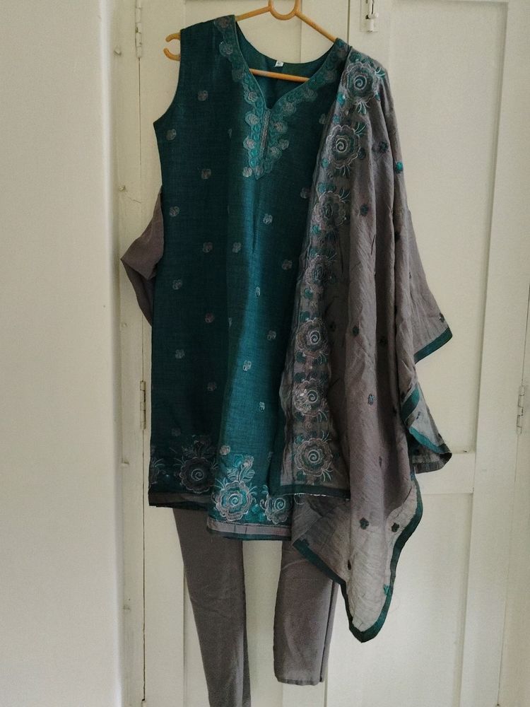 Kurta Set With Dupatta, Bottom