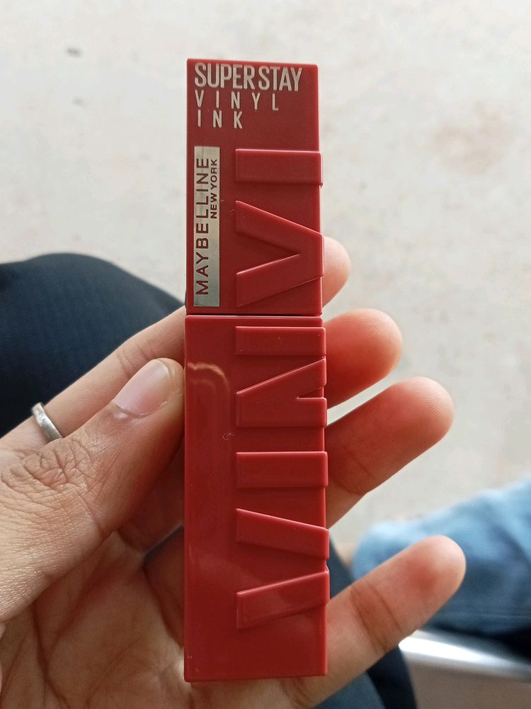 Maybelline Vinyl Super Stay Lipstick