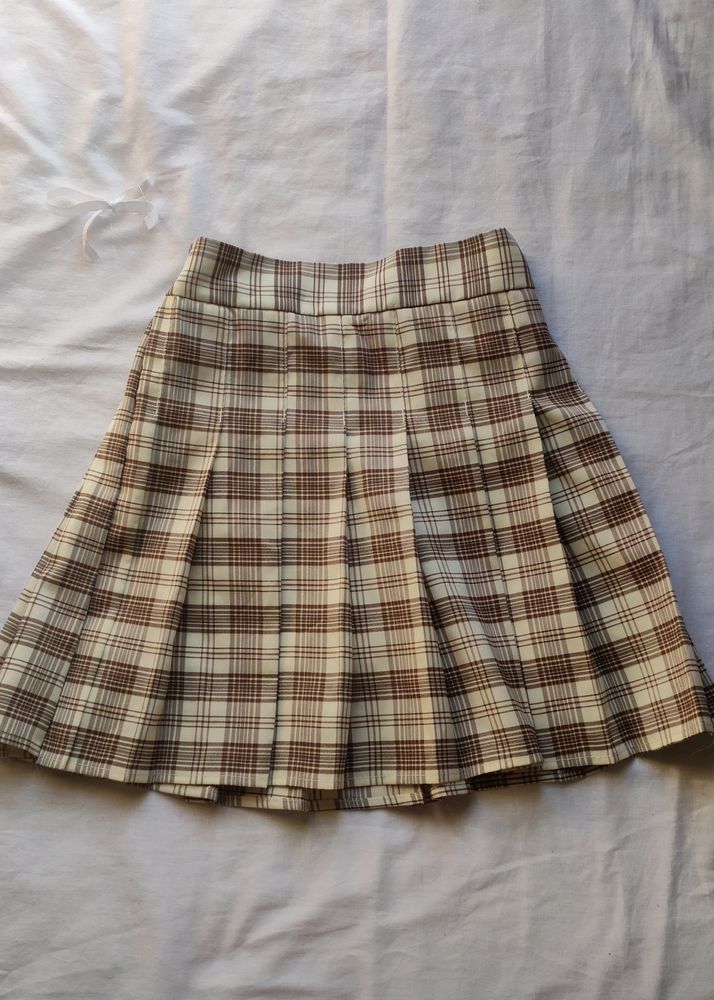 plaid skirt