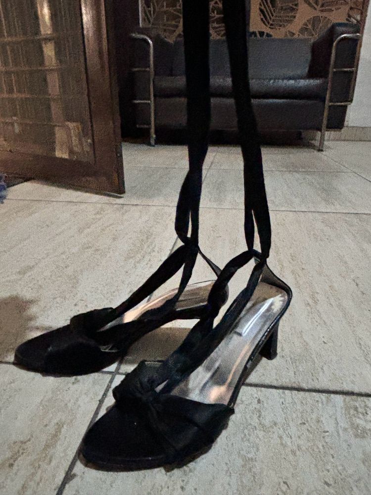 Ribbon Tie Heels