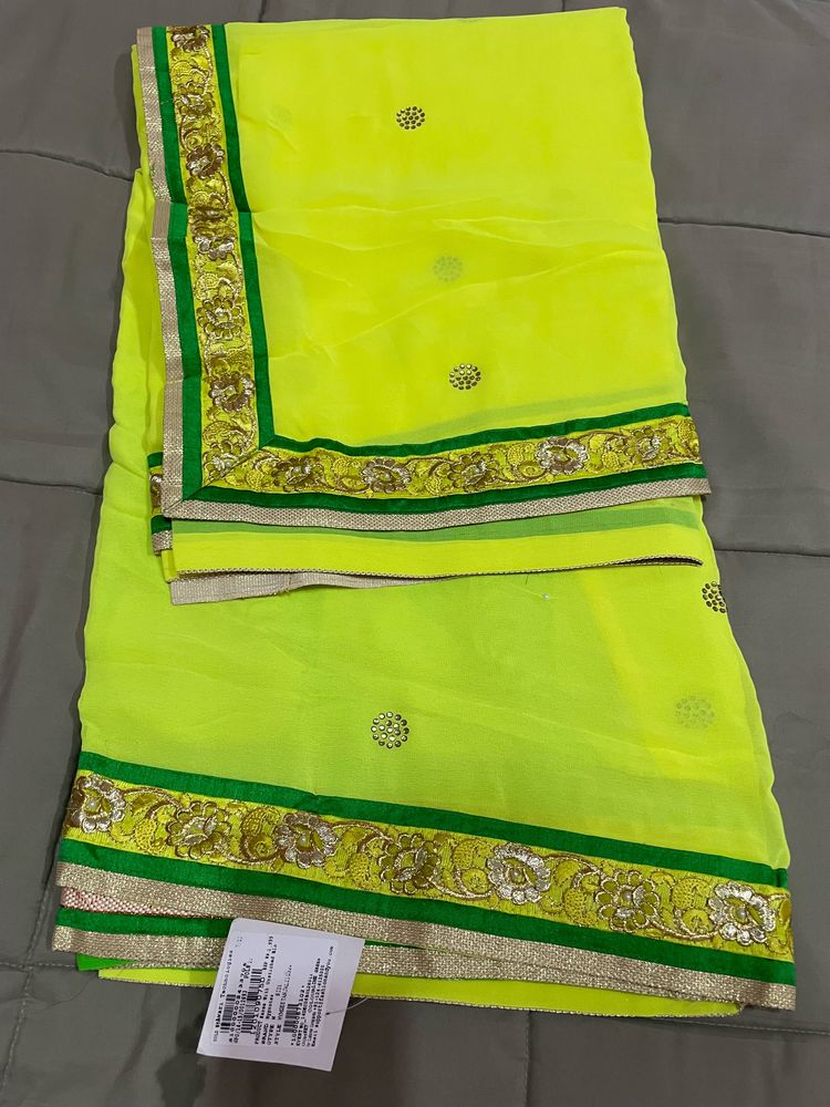 Saree With Unstitched Blouse