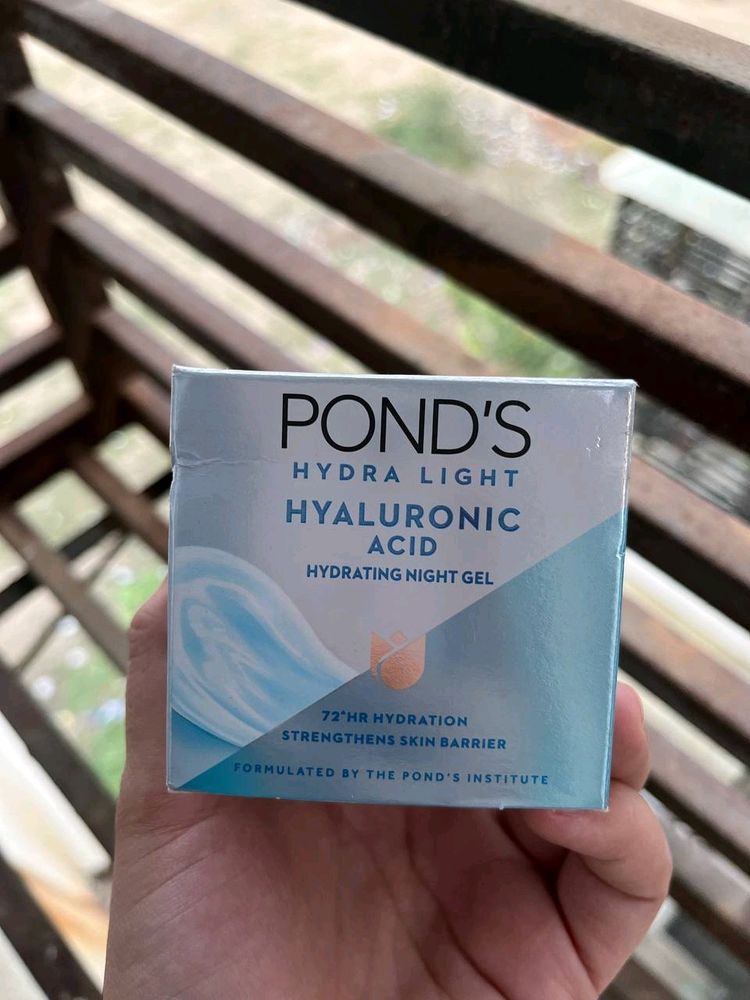 Pond's Hydra Light Hyaluronic Acid Night Gel