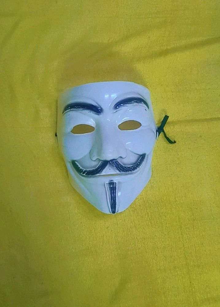 🎭 HACKER FACE MASK 🖥️