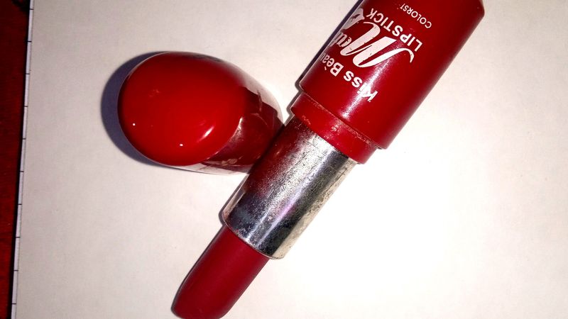 Kiss Beauty Lipstick