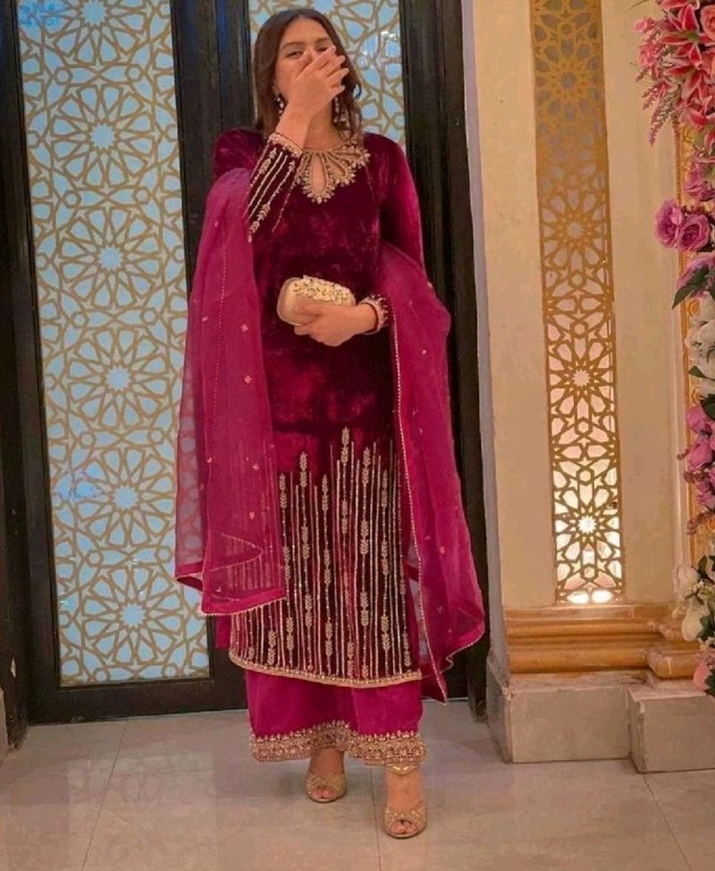 New Original Pakistani Poshaq Dresses Beautiful Dr