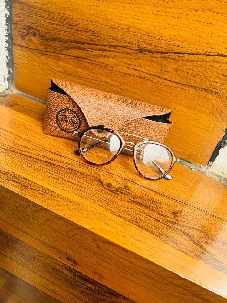 Glasses With Cheetah designed frame