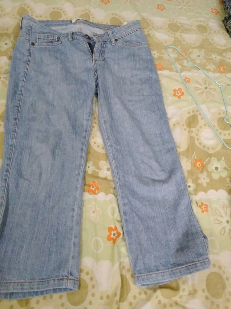 New Not Used Lee Jean For Donation