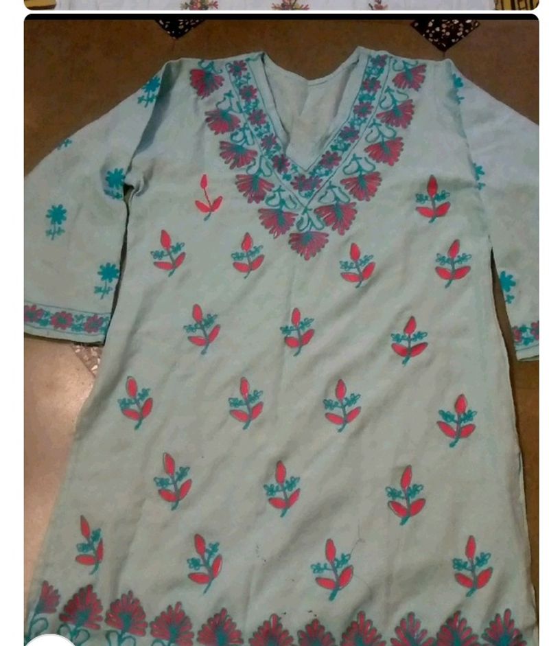 Lackhnowi Work Kurti