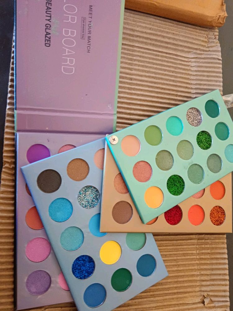 Totally New Eyeshadow Palette