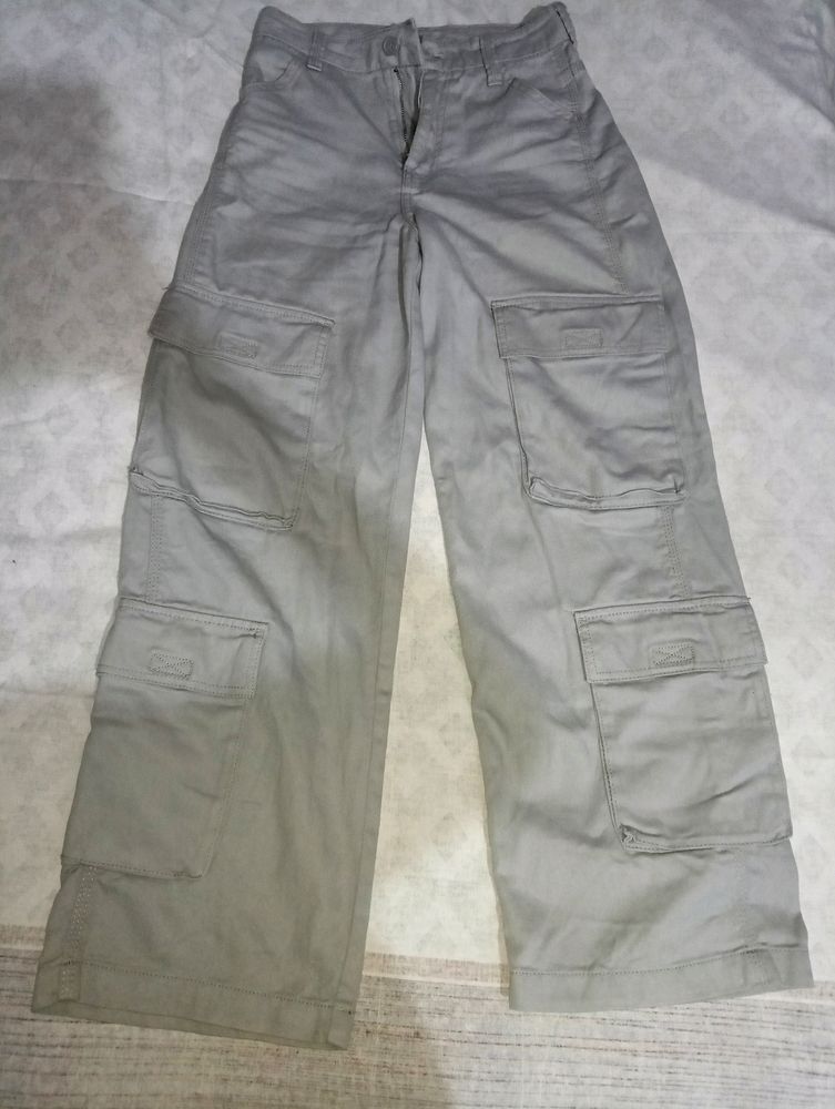 H&M baggy cargo pants