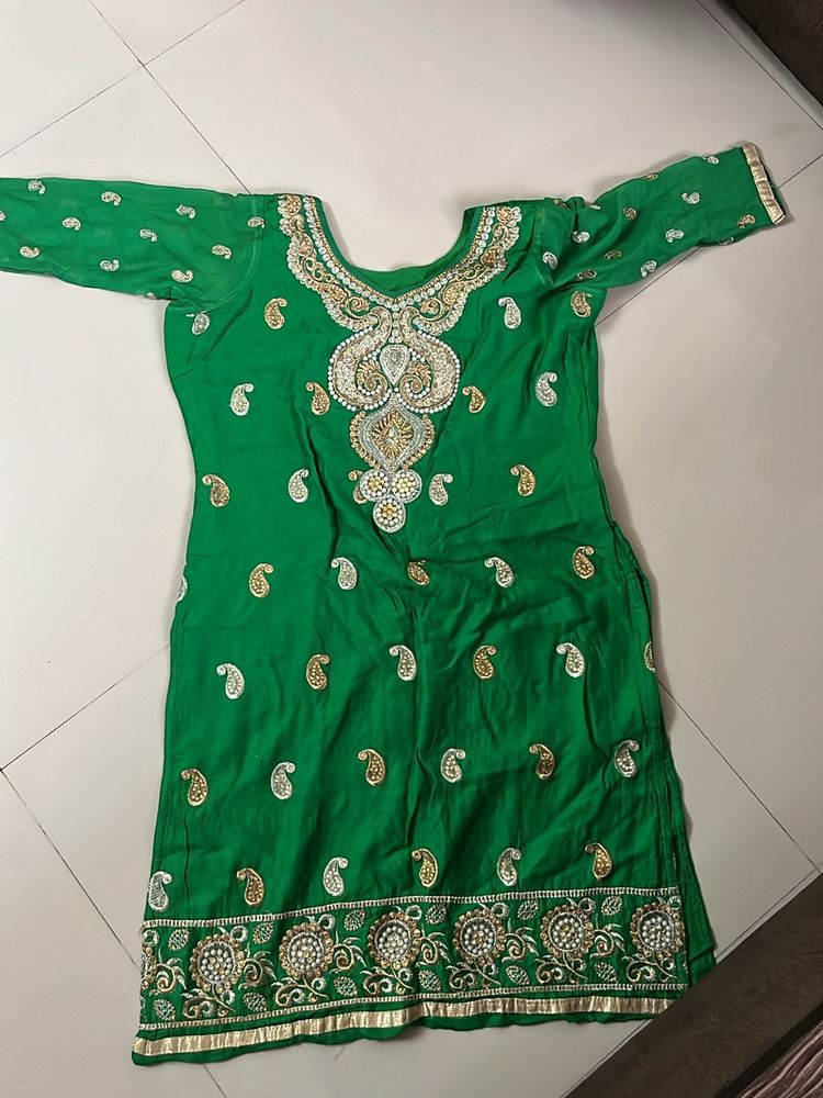 Banarasi silk kurta Green Color