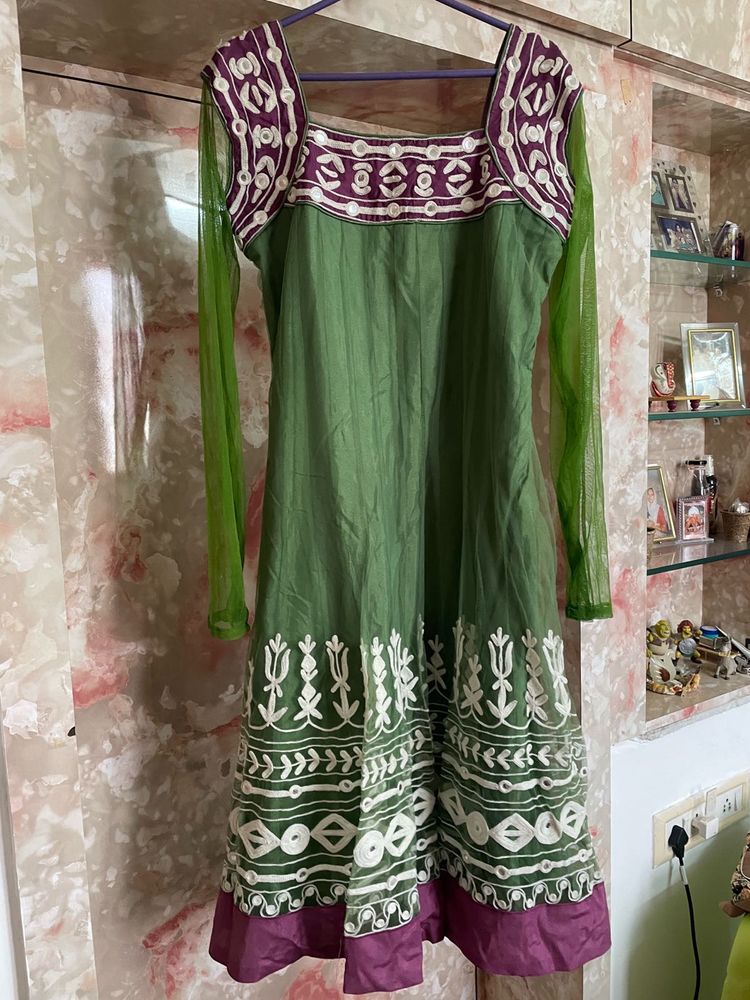 Green Embraced Anarkali