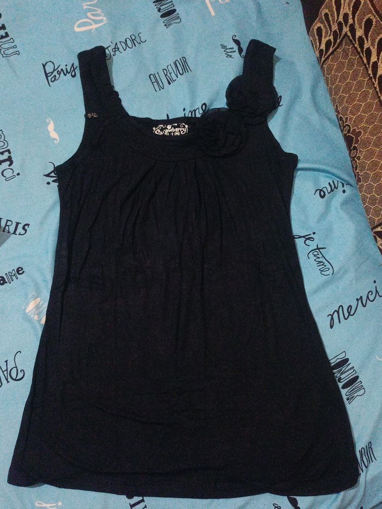 Very Preety Top Sleeveless Price Drop....