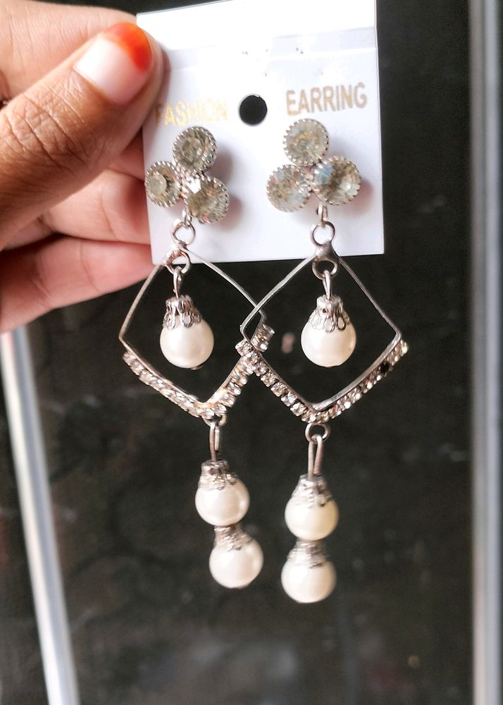 Party Wear White Earring