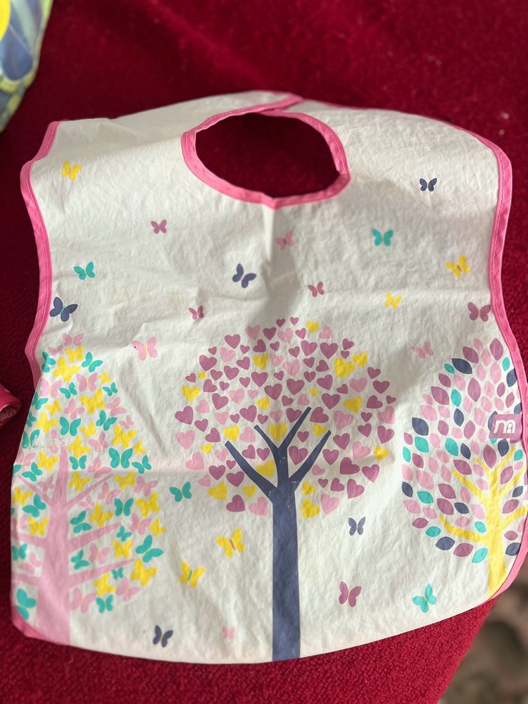 Mothercare preloved bib - Forest