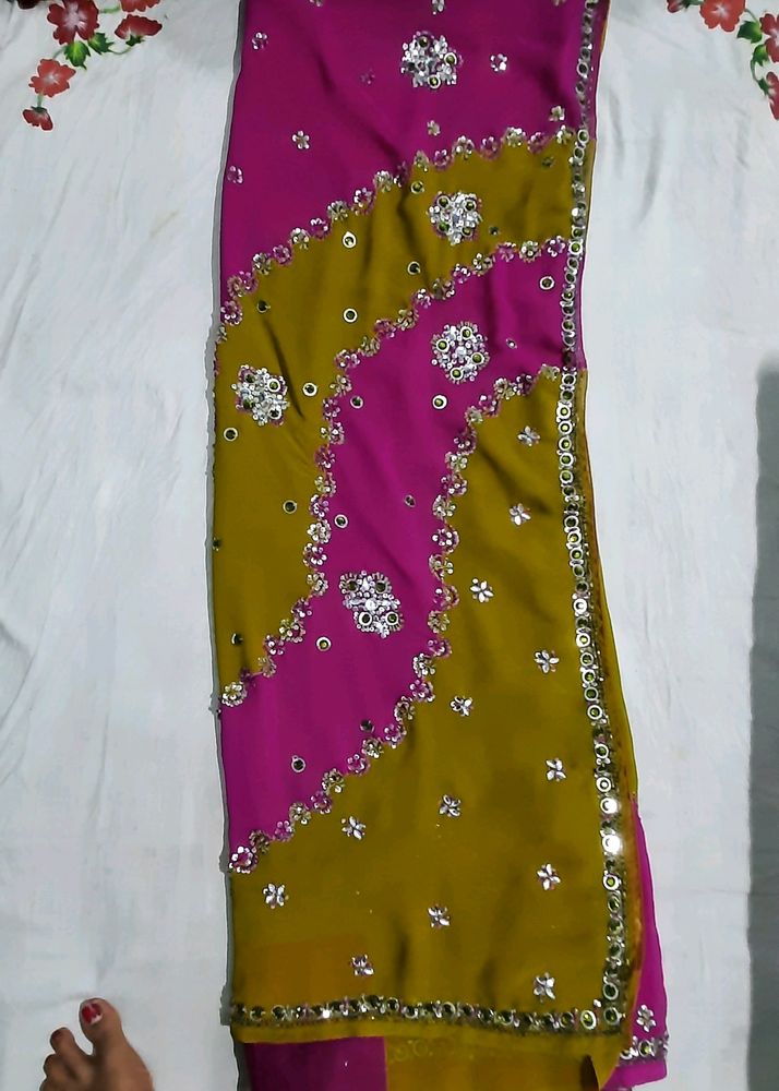 Beautiful Party Wear Kundan Saari With Blouse