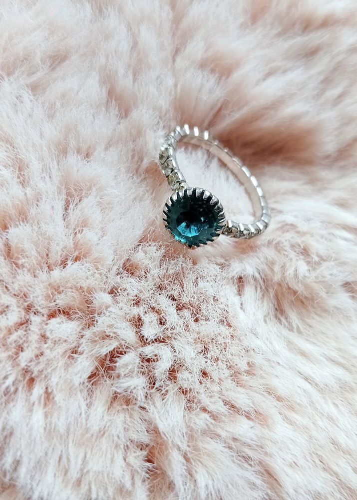 Sky-blue Rhinestone Ring