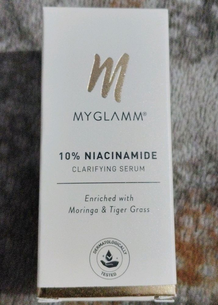 Myglamm 10% Niacinamide Clarifying Serum