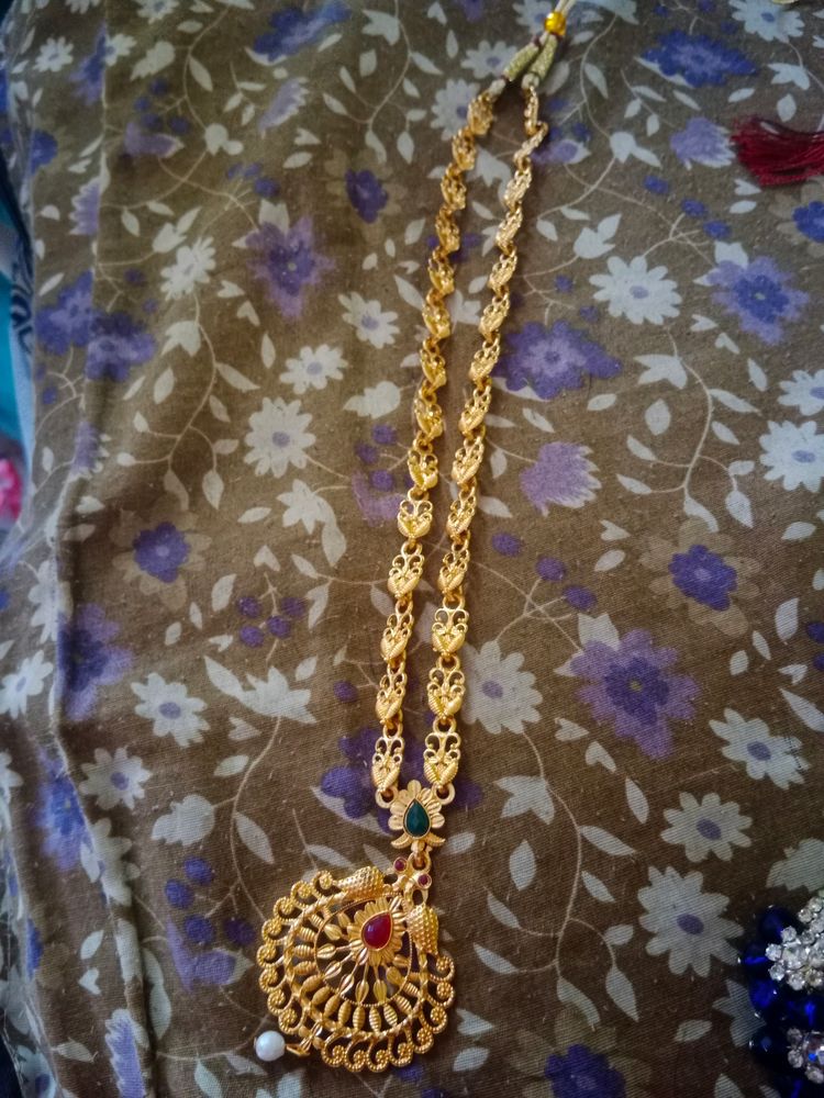 Gold colour Chain