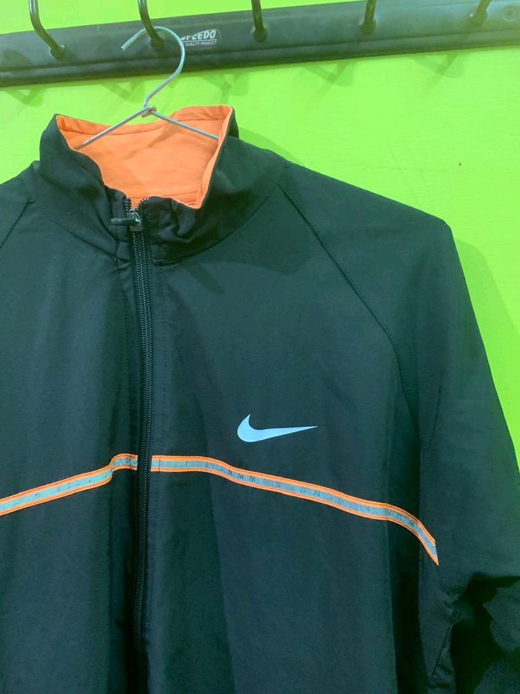 Nike Unisex Jacket For Winters