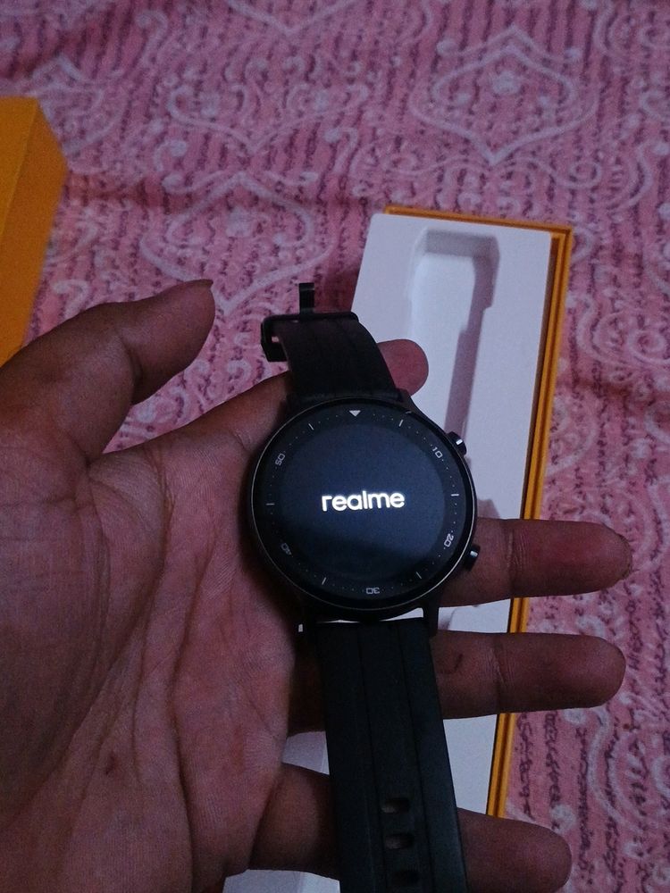 realme Smart Watch S with 3.30 cm (1.3") TFT-LCD T