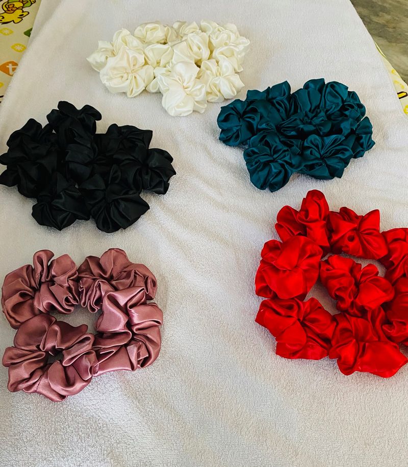 Pack Of 40 Satin Scrunchies