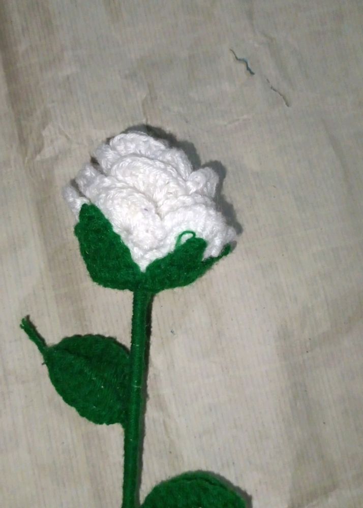 Crochet White Rose