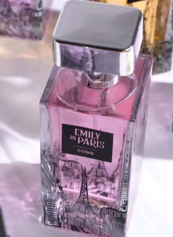 🛍️ @₹1199 Emily In Paris ( Floral Wood Musk )