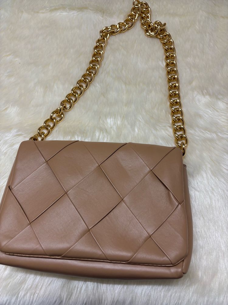 Bagette Bag Women Beige Color Chain Strap