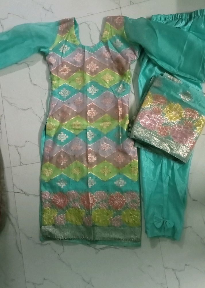 Kurti Pant Dupatta Set