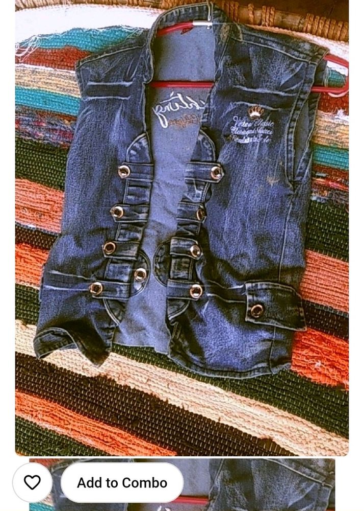 Only one Time Weared Denim Kiti..