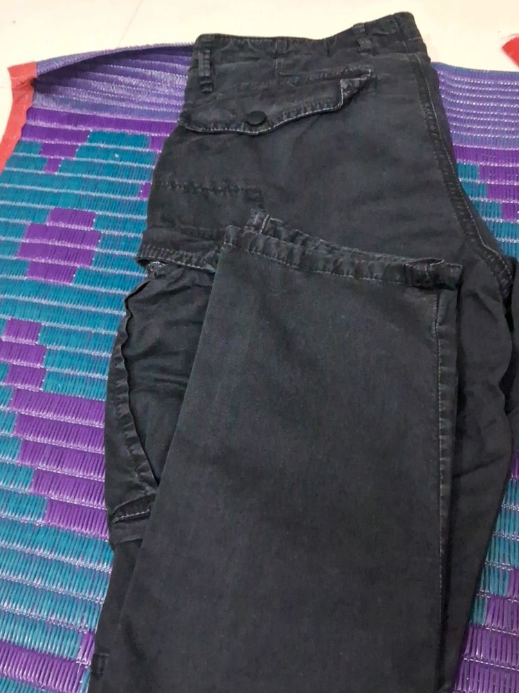 Black Cargo 32 Waist Lightly Used