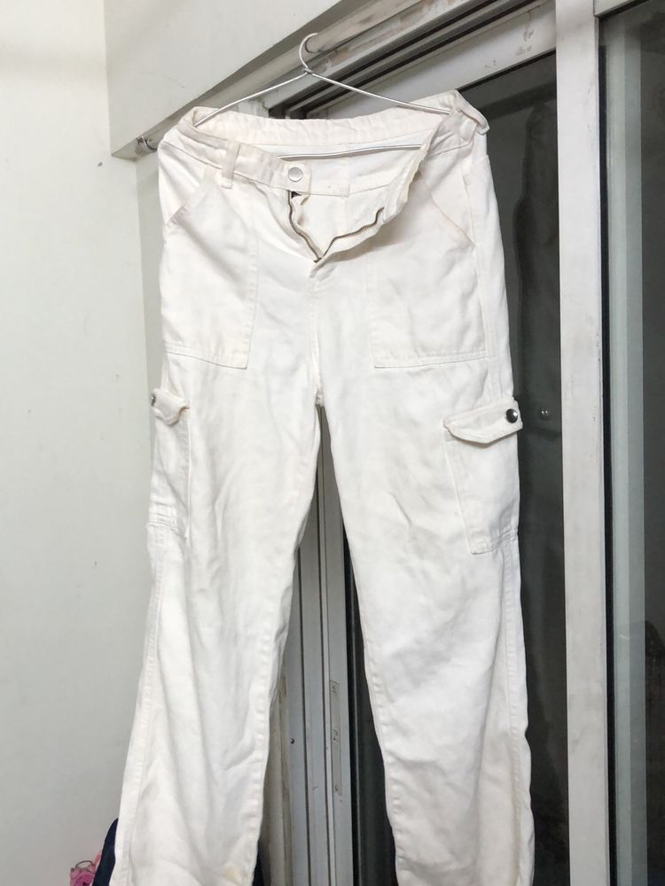 White Cargos