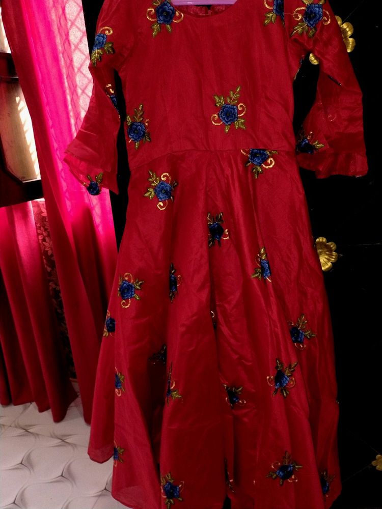 Gown With Dupatta