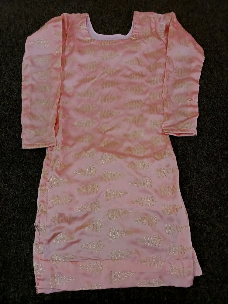 Pink kurti With Golden Design On It