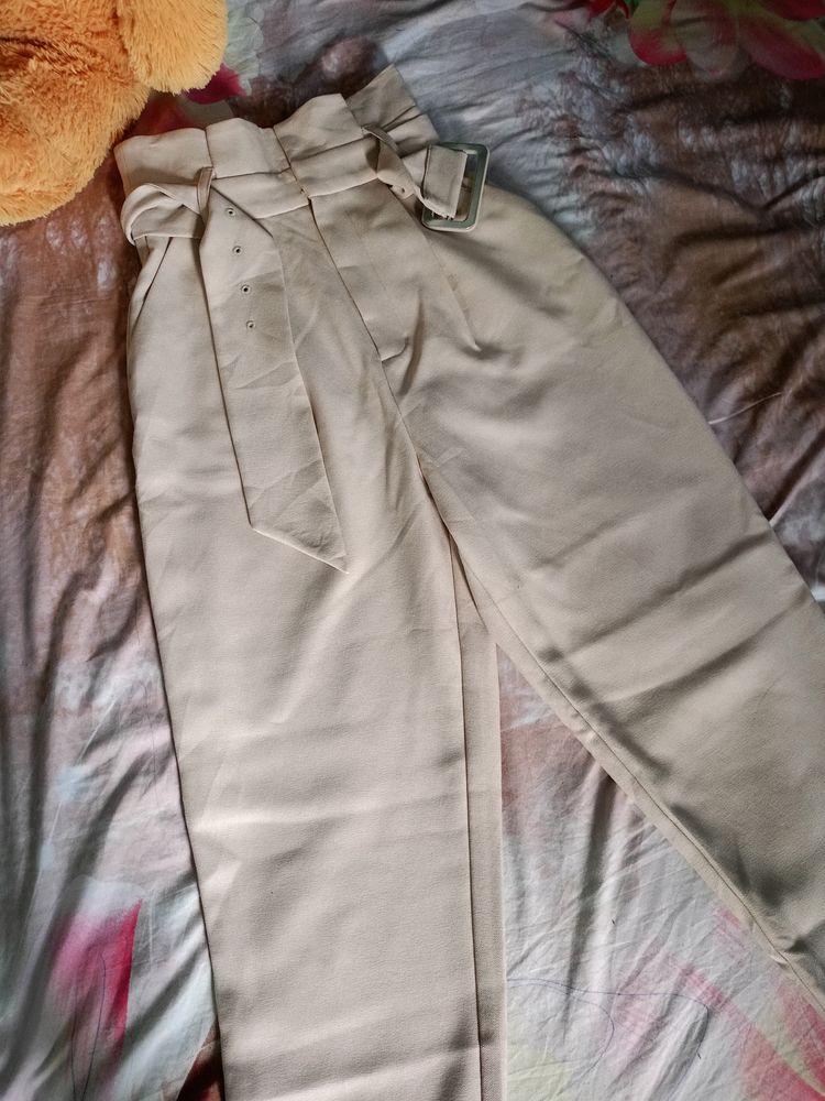 Beige Trouser With Belt