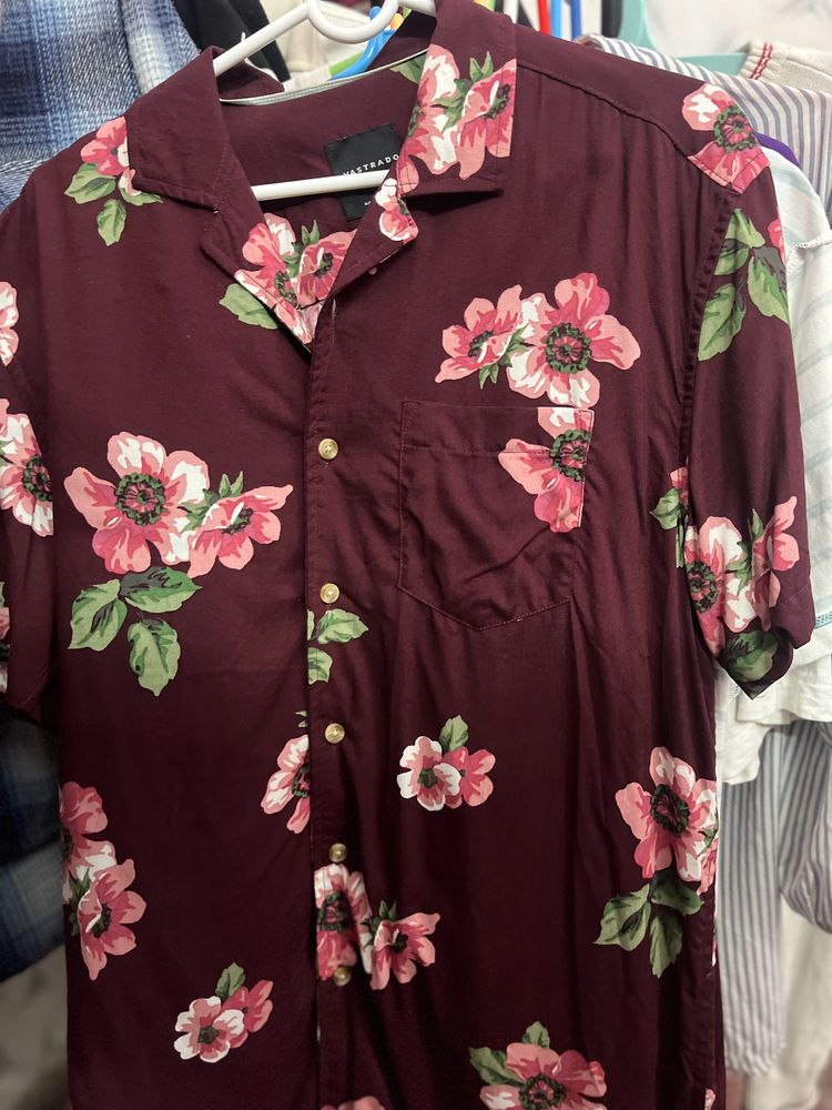 Floral shirt.