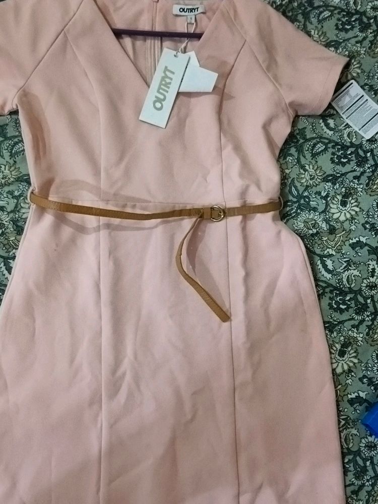 A Outryt Brand Dress In Small Size