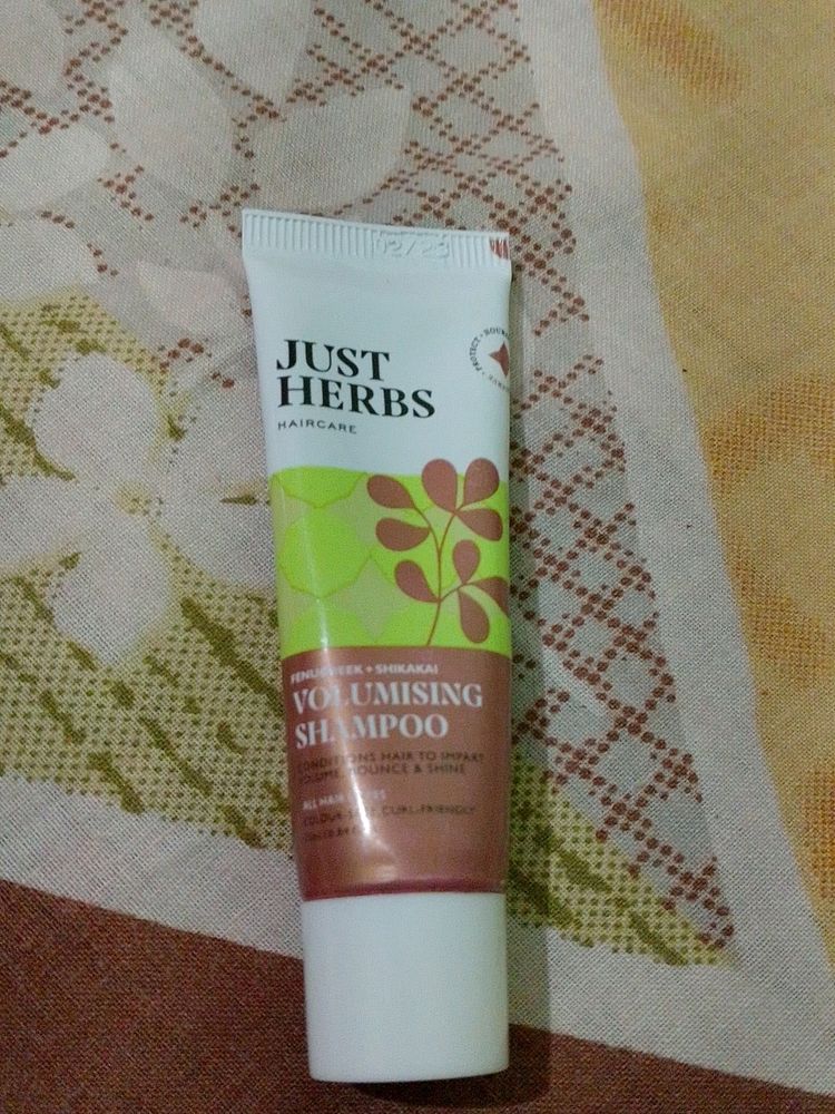 Just Herbs Shampoo